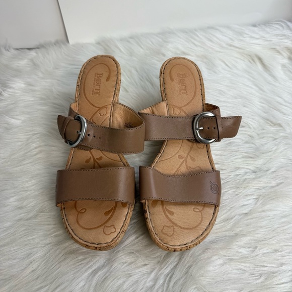 BORN Brown Adjustable Strap Sandals - Picture 1 of 9